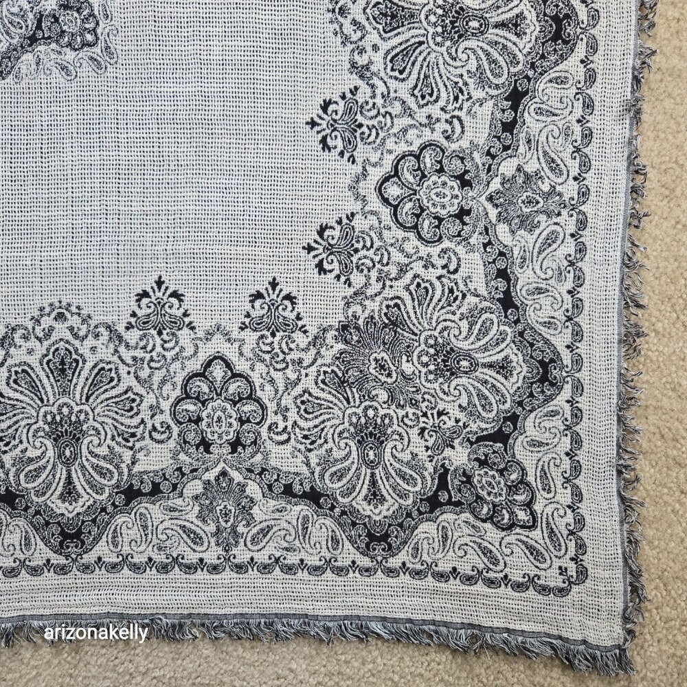 NWOT Wilfred Large Square Scarf Classic Bandana Design Woven - Picture 6 of 11